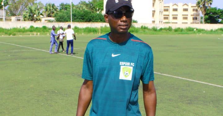 N•5 Hommage aux anciennes gloires – Parfait Tella : Itinéraire d’un joueur ayant une carrière inachevée.