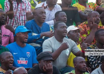 Match Buffles vs Panthères : Les images insolites du derby septentrional.