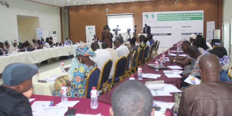 Bénin : La Banque Africaine de Développement s’engage auprès de la société civile.