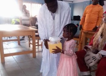 Noël des enfants à Parakou: L’Upmb sème la joie dans le cœur des enfants des professionnels des médias.