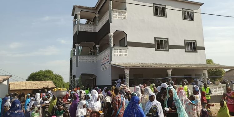 HOMMAGE AU PHILANTHROPE CHECK ABDULLAHI BUN ABDUL AZIZ ALDOSERI : Les habitants du Nord Bénin jubilent !
