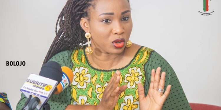 Gertrude Dossa sur le Beach Handball NSIA Assurances Vie 2022 : “Le Bénin dispose de 125km de belles plages que la FBHB tient à valoriser”