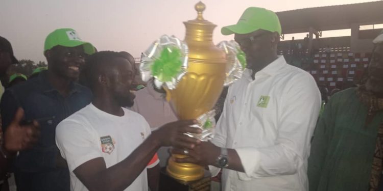 Football : Carder Fc de Ladji Farani remporte la 2e édition du tournoi BR.( Pari gagné pour Samou Adambi et le comité d’organisation)