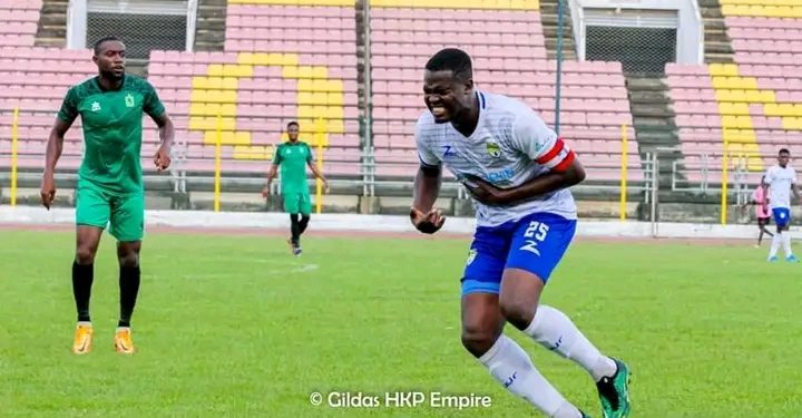 Football – Ligue Pro : Plusieurs joueurs sanctionnés lourdement pour violences.