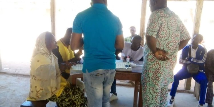 Législatives 2023/ Yarakinnin : Dassouki Sidi Issifou a accompli son devoir civique.
