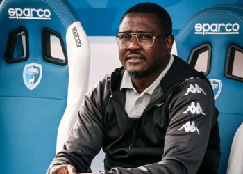Chamois Niortais : Oumar Tchomogo nommé entraîneur par intérim.