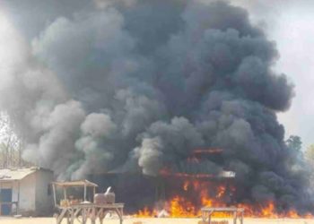 Incendie : Un dépôt d’essence frelatée en feu à Savè.