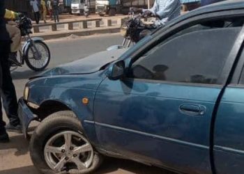 Parakou : Accident de la route entre une voiture de police et un camion benne.