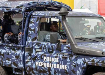 Sécurité : Deux agents de la Police Républicaine activement recherchés.