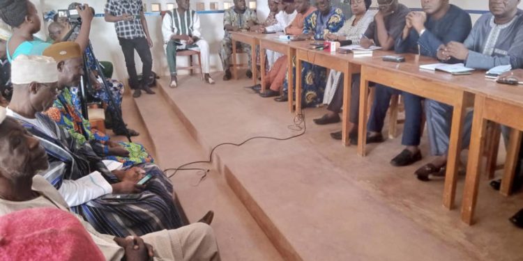 Endettement et suicide des producteurs suite à l’interdiction de l’exportation de Soja : Des députés du parti Les Démocrates échangent avec les premiers contributeurs du PIB.