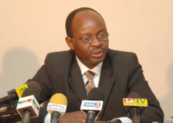 Assemblée Nationale : Janvier Yahouedeou en passe de perdre son poste au parlement .