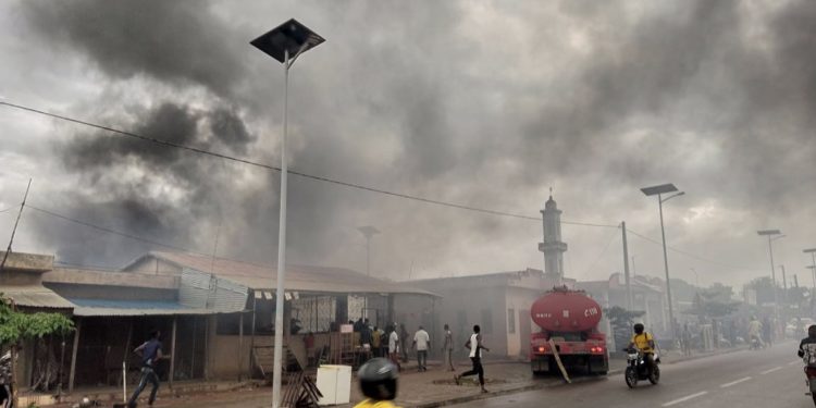 Parakou : Le marché Zongo en feu