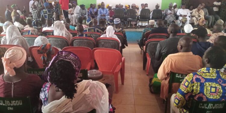 Politique : La cité des kpétoni était aux couleurs du parti Les Démocrates ce samedi.