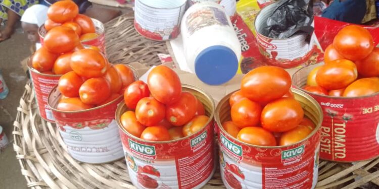 Parakou – Flambée du prix de la tomate : La population obligée de trouver d’autres alternatives pour la cuisine.
