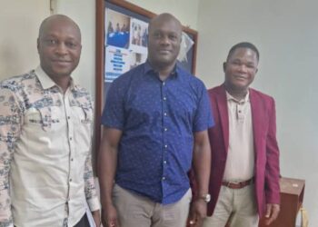 Fondation Football for Children : L’épanouissement de l’enfant africain au cœur des échanges entre le président Abdou Hehirou Liassoun et le Directeur national Sos Village des Enfants.