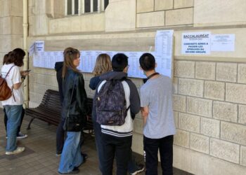 Baccalauréat 2023 en France : Une personne de 76 ans parmi les candidats.