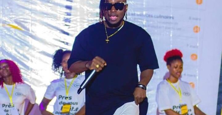 Grand concert de Mtn : Après Natitingou, Fanicko, Santrinos Raphaël et BOBO WÊ devant le public Parakois ce samedi.