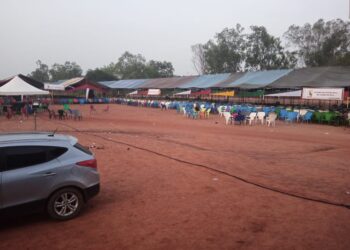En direct de la place Bio Guerra : Les premières images du congrès du parti Les Démocrates.