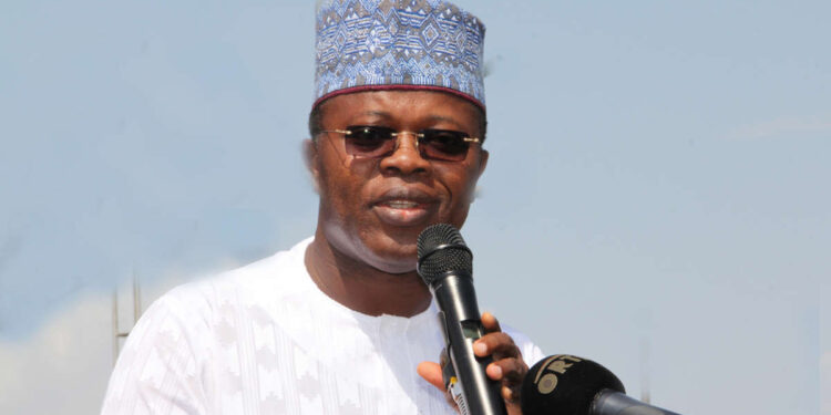 Élection du fils de Boni Yayi au sein du parti les Démocrates : Éric Houndété répond à RFI.