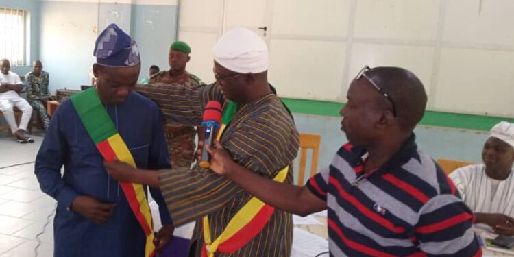 Session extraordinaire du conseil municipal de Parakou : Les engagements de Abdel Taya Mohamed Yari premier adjoint au maire après son installation.