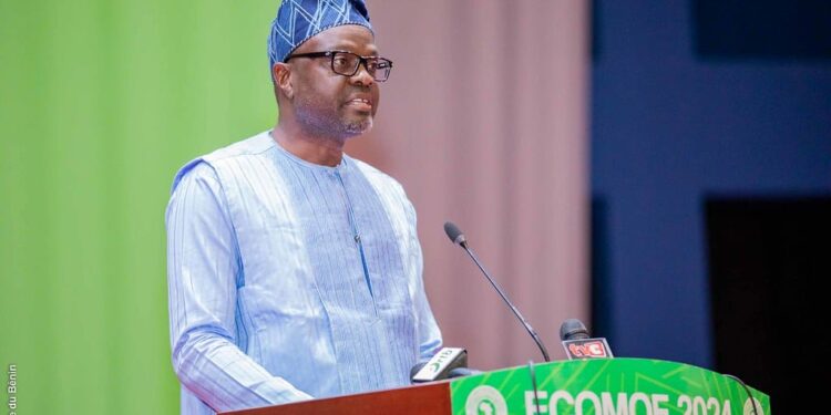 ECOMOF 2024 : L’évènement lancé ce jeudi à Cotonou. L’invite de Samou Séidou Adambi pour une Afrique plus unie et prospère.