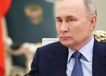 Présidentielle en Russie : Vladimir Poutine plébiscité, Des personnalités extérieures se prononcent.