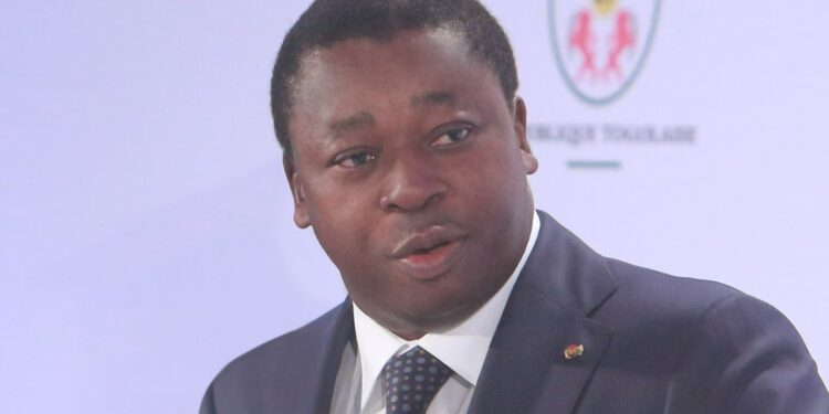 Togo : Sous pression, Faure Gnassingbé demande la relecture de la nouvelle constitution.