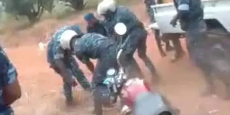 Excès de zèle policière à Natitingou : Affrontement entre  policiers et la population.