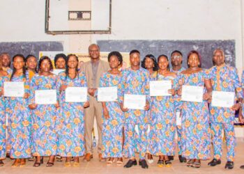 Journal L’Étudiant Noir : Une vingtaine de journalistes reçoivent leurs parchemins