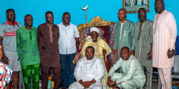 Handball : Le Président Sidikou Karimou reçoit les anciens handballeurs à Parakou