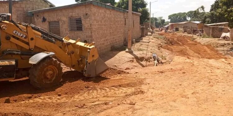 Reprofilage et chargement des voies à plus de 107 millions : Les Parakois replongés dans leurs calvaires