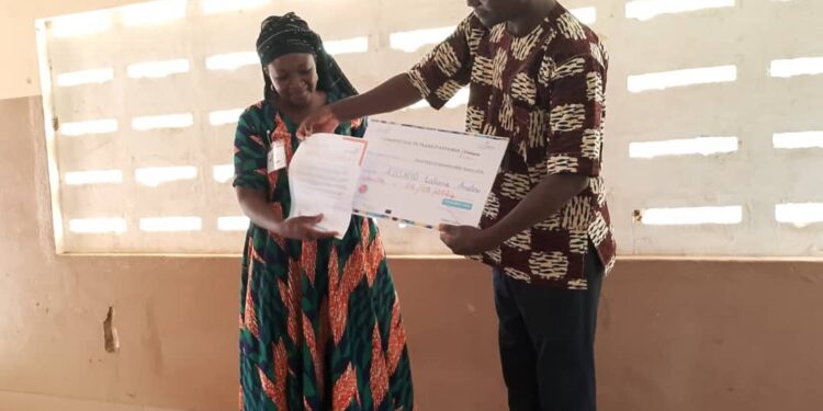 Compétition des plans d’affaires : Anatou Adjaro décroche le troisième prix du Projet BeniBiz