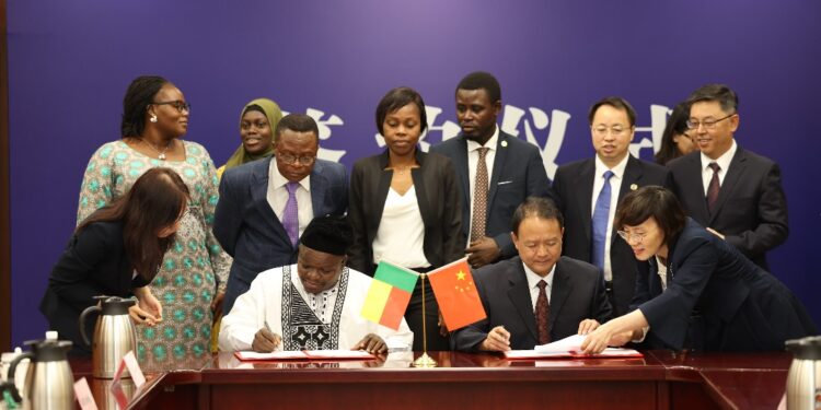 Coopération : La Chine et le Bénin signent un accord historique
