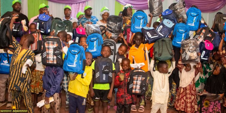 Tadjou-Dine Imorou : Un jeune leader engagé pour l’avenir des enfants démunis de Parakou