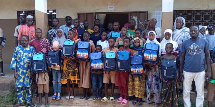 Encourager l’excellence : la SAD 1er Souba Gan Na prime les jeunes talents de Parakou