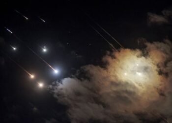 Attaque de l’Iran sur Israël : l’État hébreu promet une riposte sévère