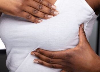 Lutte contre le cancer du sein : Le rôle clé des hommes dans la prévention