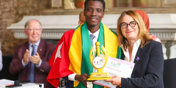 Concours mondial d’éloquence francophone : Le Togolais Kossi Dogblé sacré champion