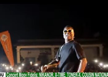 Caravane Fidelis: Moov Africa enflamme Natitingou avec un concert mémorable