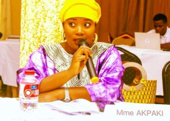 Bénin : Julia Akpaki dénonce les racines de la crise sociale