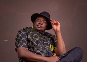 Bourous’man : des retrouvailles uniques avec ses fans, pagnes exclusifs à l’appui