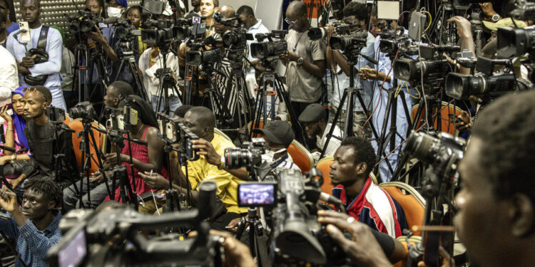 Sénégal : vers une nouvelle ère de collaboration entre policiers et journalistes