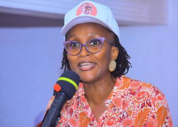 Barkatou Sabi Boun aux femmes : “Apprenons à nous hisser ensemble vers le succès”