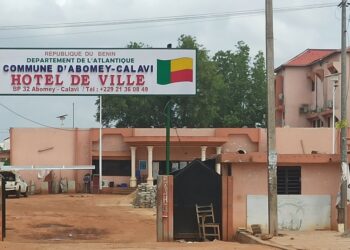 Session communale sur des posts WhatsApp à Abomey Calavi : Entre zèle, ennui et dérive.