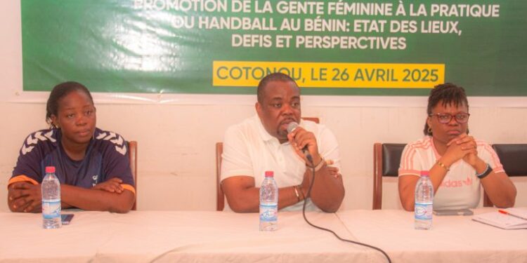 Réflexion stratégique à Hindé : les femmes au cœur du handball béninois