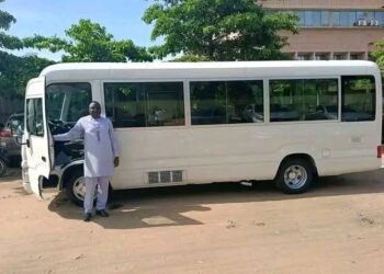 Football : Patrice Talon offre un bus à Banigansé Fc