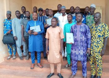 Dassouki Moutala au chevet des artisans et médias de Parakou : un geste fort pour le développement local