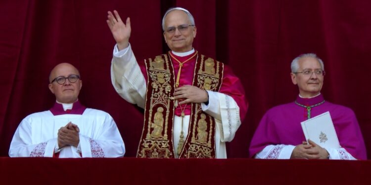 Rome : Léon XIV, un pape venu des États-Unis