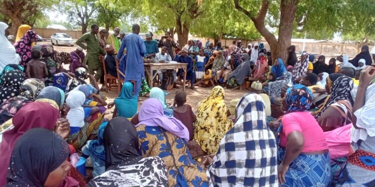 Malanville : Les Jeunes Ambassadeurs de Paix en tournée de sensibilisation pour la cohésion sociale