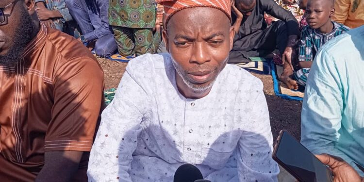 L’Aïd el kebir à Parakou : les messages citoyens de Adam Bouko, spirituels de Nourou-Dine Bakary et fraternels de Mohamed Yari Taya